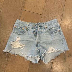Levi denim shorts - ripped high on the right side